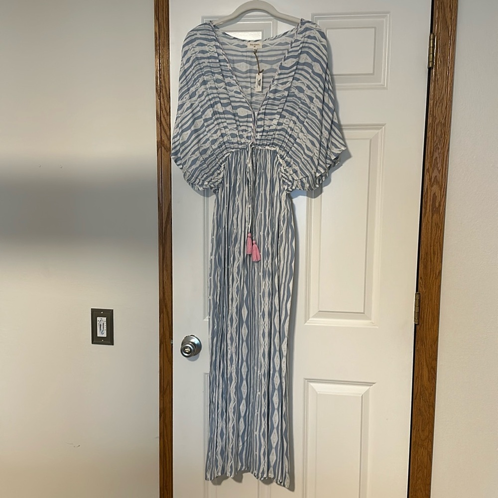 New with tags, summer maxi dress from World Market. Perfect condition!